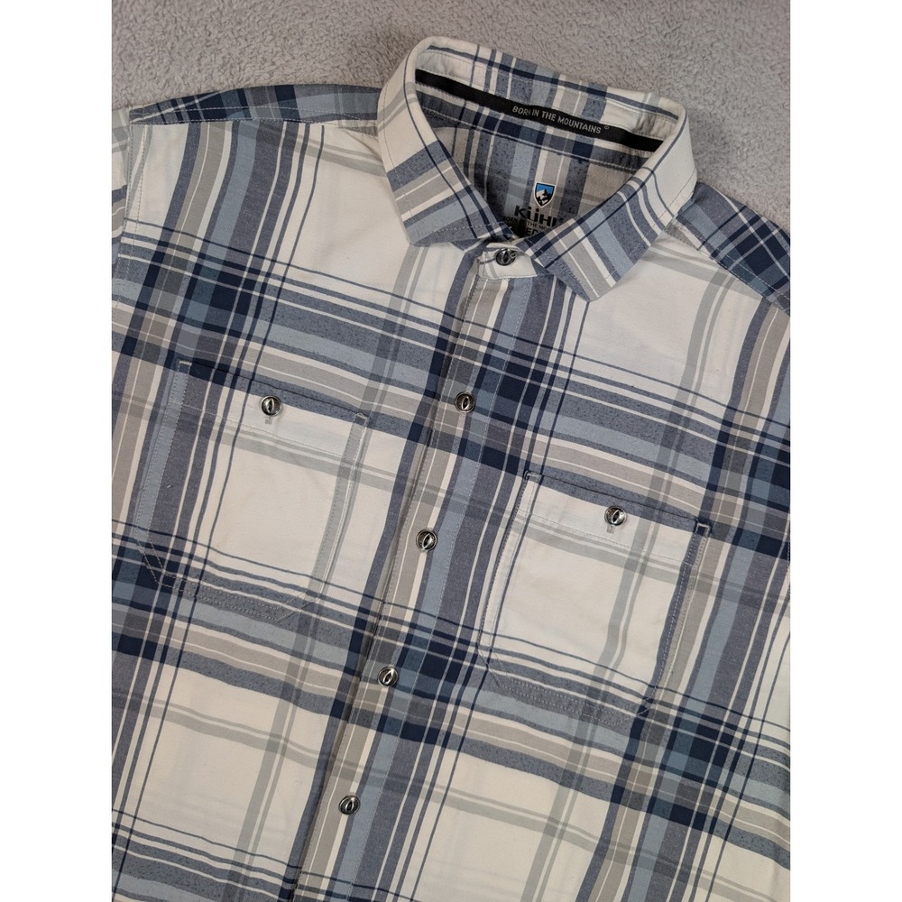 Kuhl Mens Tapered Fit Plaid Short Sleeve Button Down Shirt Blue White 7222 M